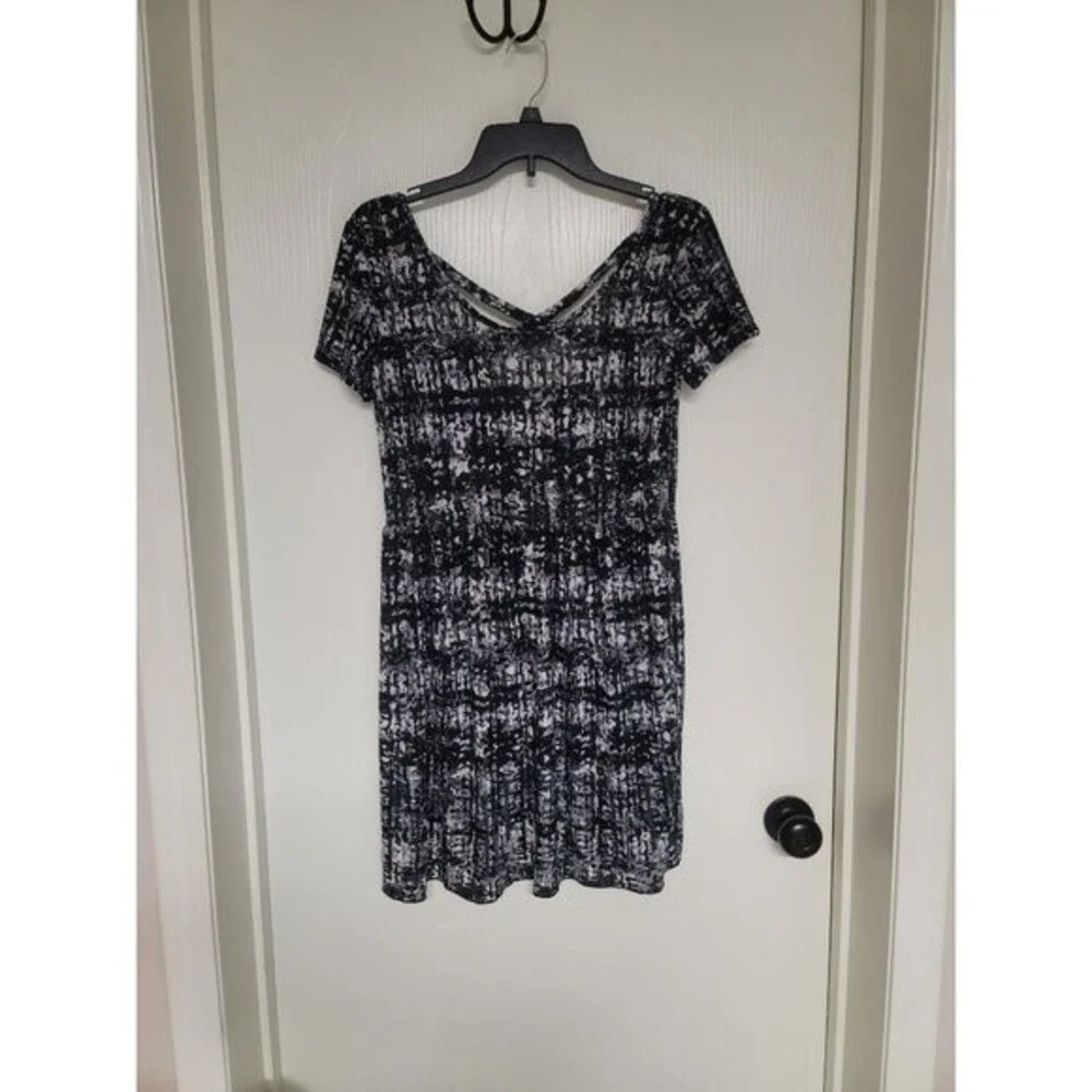 Womens black and white/grey comforable dress - size m